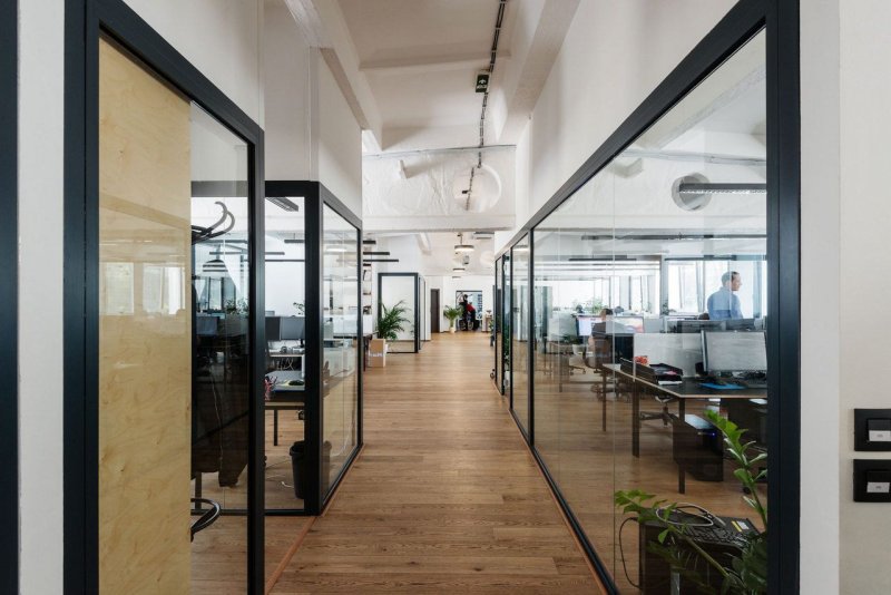 Compass Architekti, Administratívno skladový areál Sliačska – foto