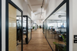 Compass Architekti, Administratívno skladový areál Sliačska – foto