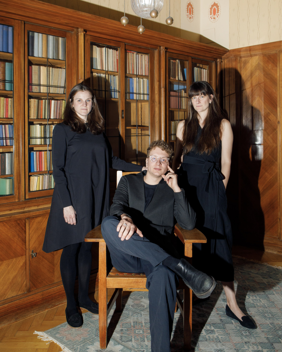 Zleva designérka Johana Němečková, Štěpán Lars Laichter, designérka Barbora Kolerusová. (Nájemní byty v Laichterově domě; Other Projects)