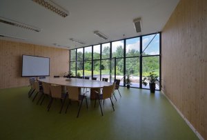 3+1 architekti, Revitalizace hospodářského dvora JACER, školicí středisko – foto