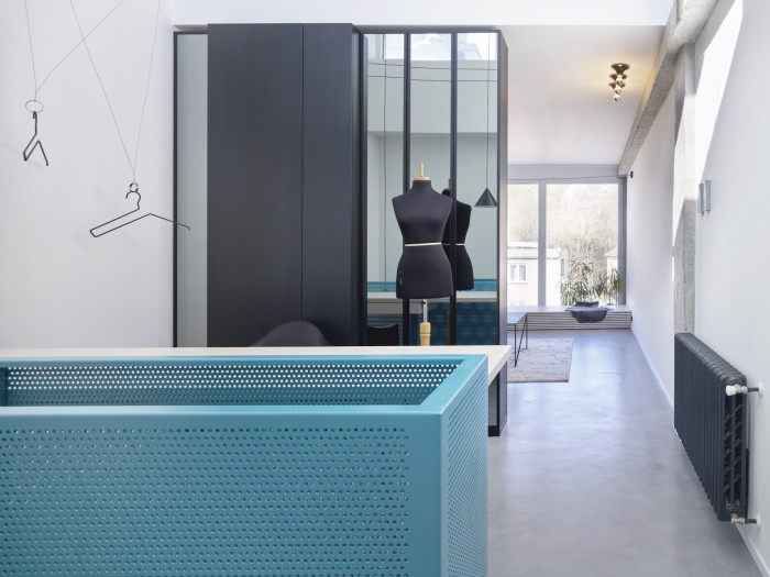 Interiér mezonetového bytu v Praze-Podolí, SMLXL