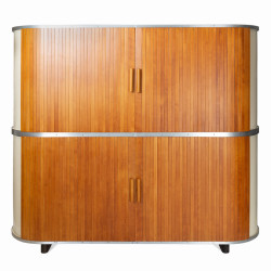 Od 8. 6. do 31. 8. 2023 bude Volmanova vila v Čelákovicích hostit výstavu českého designéry Jindřicha Halabaly