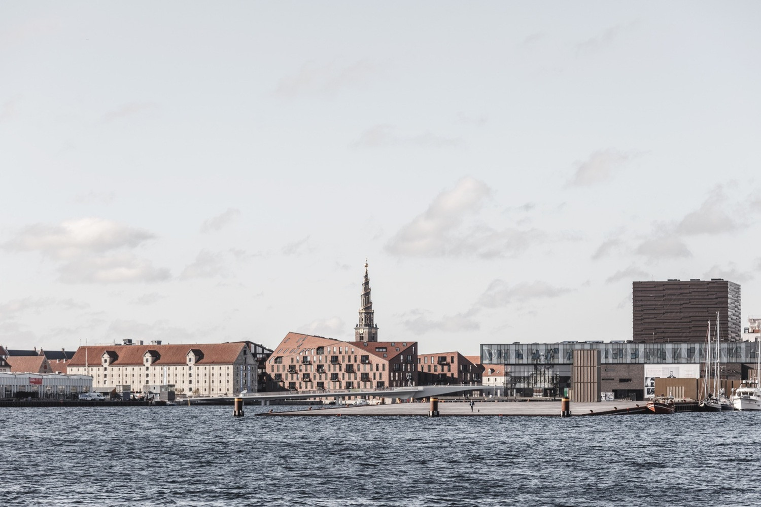 Bytové domy Krøyers Plads v Kodani, COBE + Vilhelm Lauritzen Architects © Rasmus Hjortshøj - COAST
