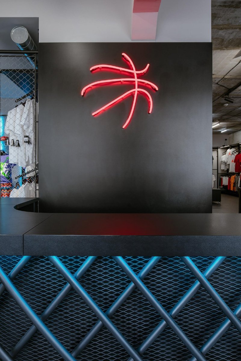 BasketSHOP, PANIKHORN / Adam Horn, Václav Páník	