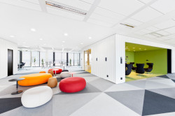 VRTIŠKA • ŽÁK, Interiéry společnosti Avast – foto