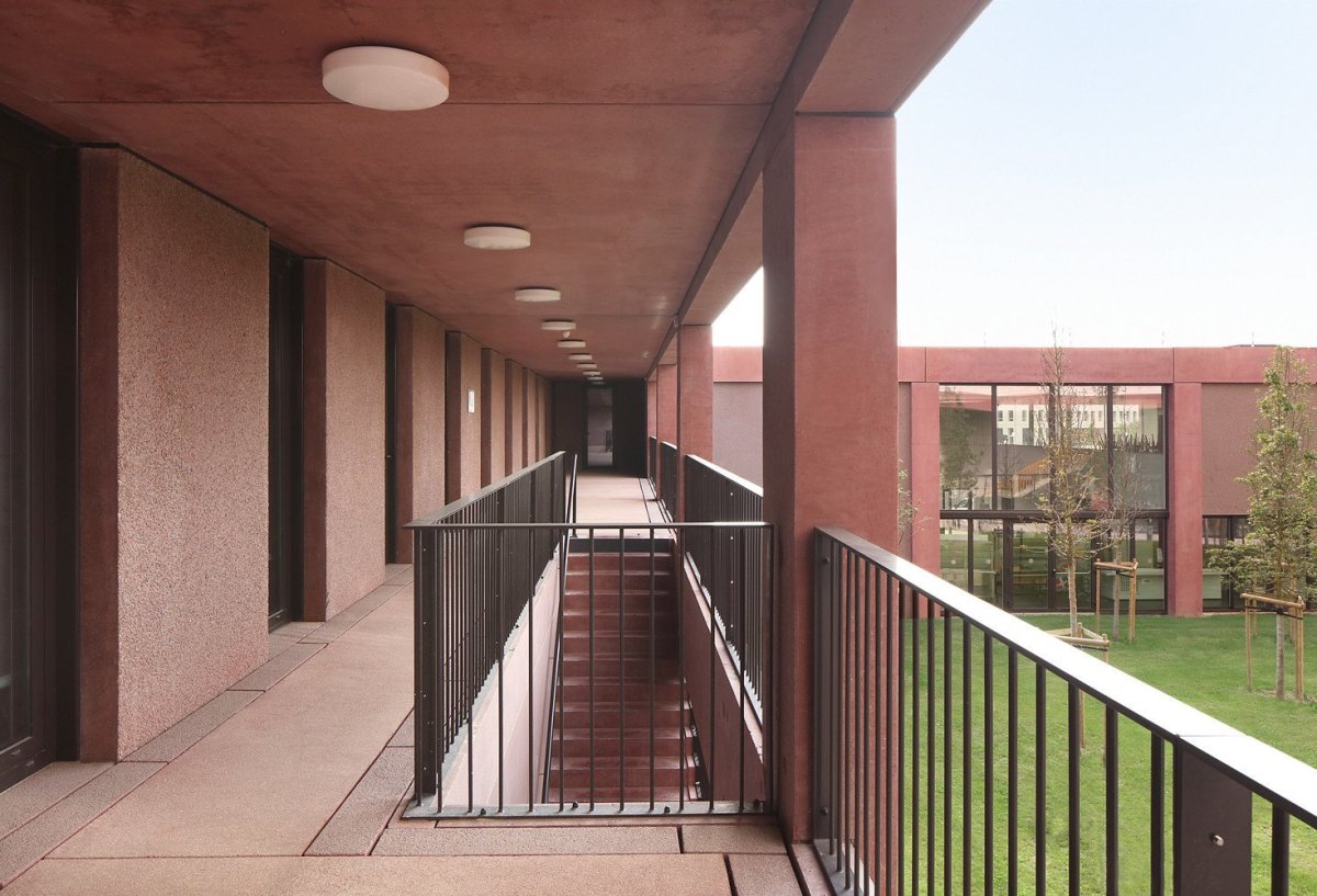Vysokoškolské koleje Résidence Palaiseau ve Francii, studio 51N4E a Bourbouze & Graindorge