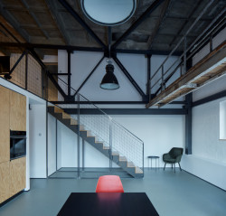 Konverze průmyslového objektu na kreativní prostor Barevna