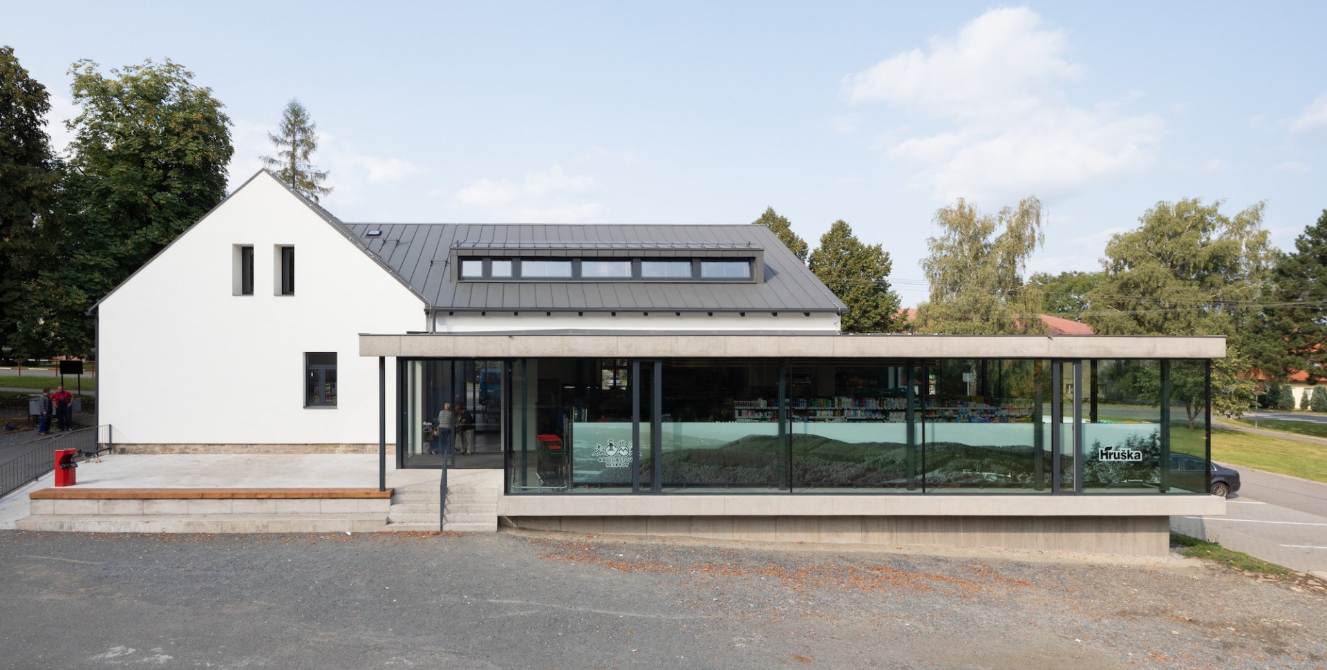 Polyfunkční dům Hruška v Trojanovicích, Kamil Mrva Architects