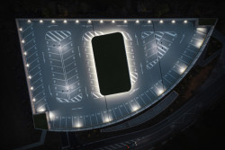 Parkovací dům od Zdeňka Fránka v Dolních Břežanech