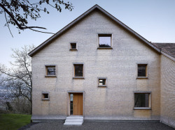 Skupina + Martin Rusina, dům v Mohren