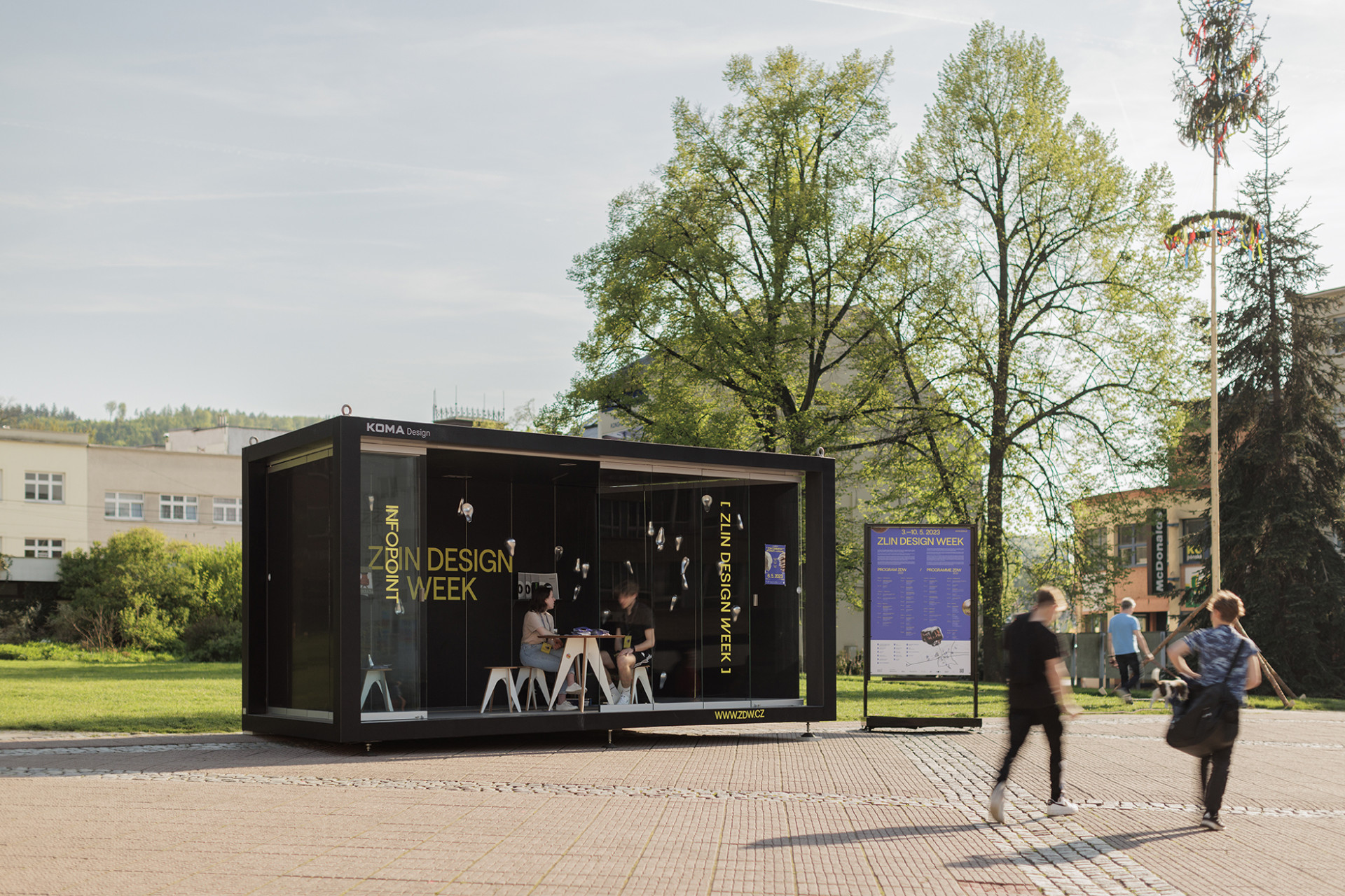 Společnost KOMA MODULAR již desátým rokem realizuje CITY moduly, které jsou designovým prvkem ve veřejném prostoru