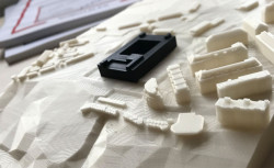 Terén okolí, po osazení zvlášť vytištěného 3D modelu řešeného objektu