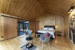 Modulární dvojdům od architekta jménem Rubén Gómez Gañán v Kolumbii