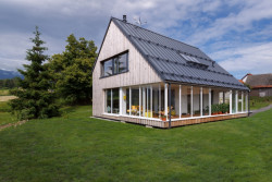 Rodinný dům Veterná Poruba, Prodesi/Domesi