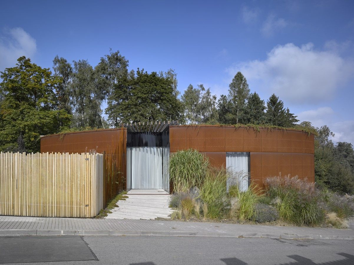 Daniela Polubědovová, Rodinný dům Srdce