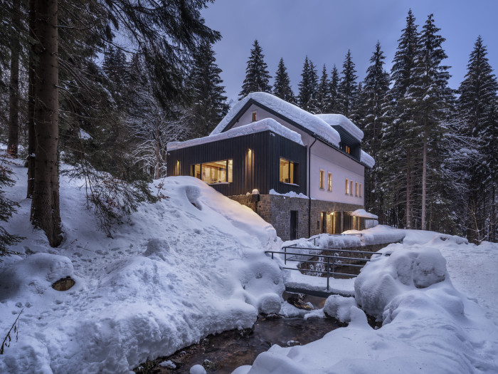 Rekonstrukce chalupy v Jizerských horách, SENAA architekti / Václav Navrátil, Jan Sedláček, Kateřina Zabadalová, Jan Gadziala
