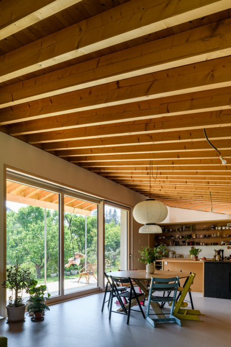 Dům Hexagon, GutGut/ Štefan Polakovič, Lukáš Kordík. Foto: Nora a Jakub Čaprnkovci