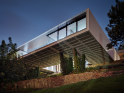 Luxusní vila ve Španělsku od OAB Architecture + ADI