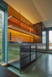 Studio Formafatal zrekonstruovalo interiéry domu rodiny Hřebejkových na pražských Hřebenkách