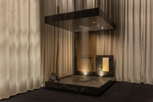 GROHE Allure Gravity a Aqua Tiles ucelený zážitek od přípravy přes relaxaci až po regeneraci.