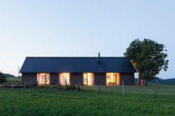 ov-a, Dům u Železného Brodu – foto