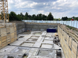 Podkladní beton na realizaci Happi Milánská v Horních Měcholupech, kde byl HINTON generálním dodavatelem stavby.