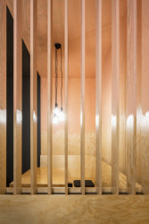 Interiér Cafe Smoo v Příbrami, Michael Karnet