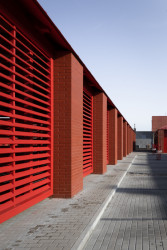 Hasičská zbrojnice a zázemí technických služeb v Líbeznicích, Ehl&Koumar architekti/ Lukáš Ehl, Tomáš Koumar, Jaroslav Malina, Jan Lankaš