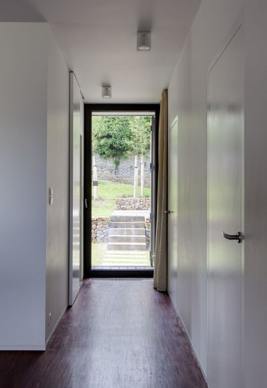 ov-a, Rodinný dům Králův Dvůr – foto