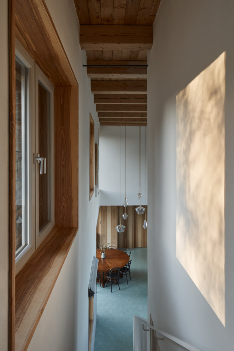 Dům v ruině, ORA/ Jan Hora, Barbora Hora, Jan Veisser