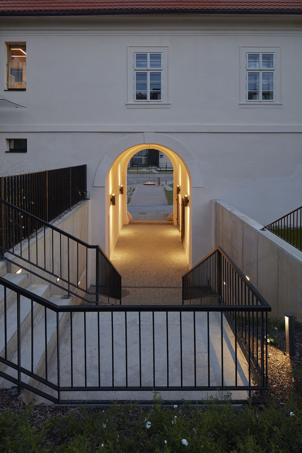 Ateliér AU plan zrekonstruoval Jinonický dvůr. Vznikly zde byty s dotekem historie.