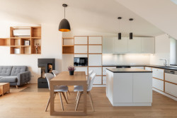 Interiér mezonetového bytu, studio AEIOU