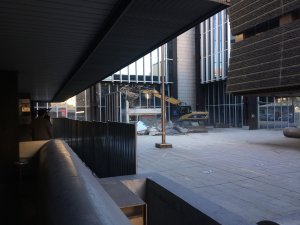 V Praze začala demolice hlavních věží komplexu Transgas. Foto: Matěj Beránek