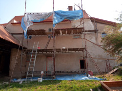 Štuk (Rekonstrukce historického domu v Šatově, Hlinaři)