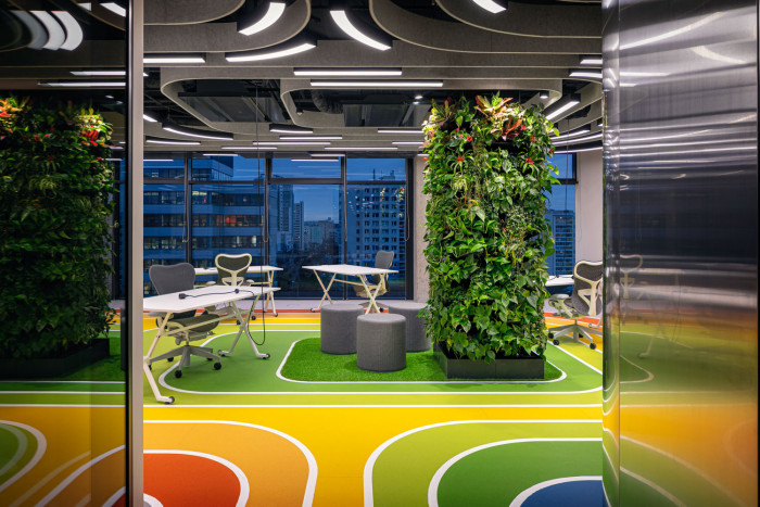 Kancelářské prostory Livesport v Praze od studia Reaktor