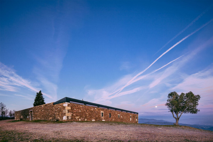 Carvalho Araújo, Arquitectura e Design, Quartéis de Santa Justa, foto