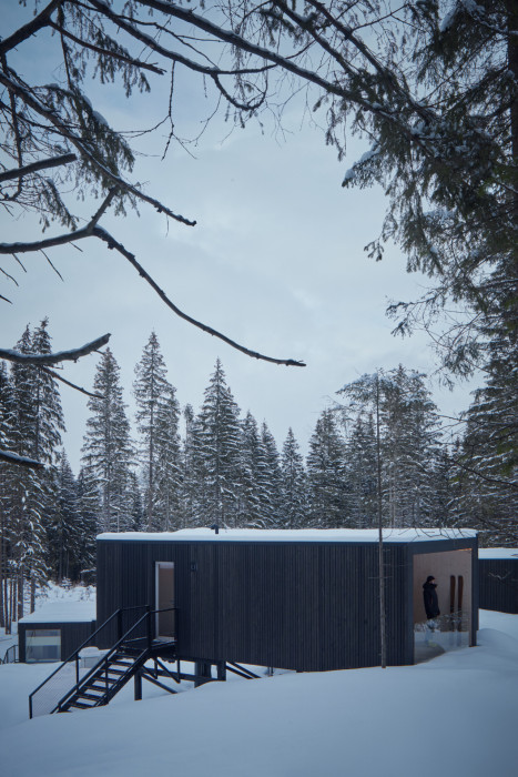 Sheltre pre hotel Bjornson, Ark-shelter / Michiel De Backer, Viktor Mikovčák, Martin Mikovčák