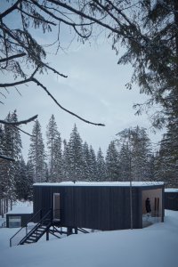 Sheltre pre hotel Bjornson, Ark-shelter / Michiel De Backer, Viktor Mikovčák, Martin Mikovčák