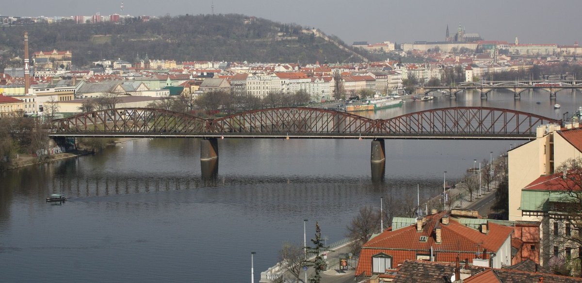 Mosty pod Vyšehradem