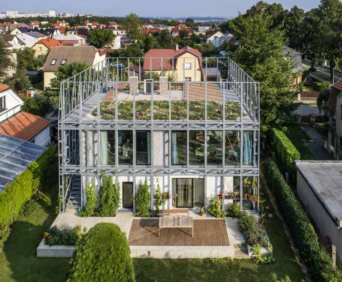 Dům v ocelovém korzetu, Jan Šépka /Šépka architekti/