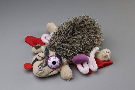 Road Kill Toys - Splodge (Hedgehog) Plush Toy -&nbsp;foto&nbsp;©&nbsp;UPM