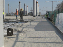 Antoni Gaudí, chrám Sagrada Família: dostavba pokračuje i po sto čtyřiceti letech.