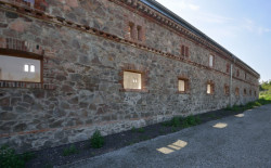 3+1 architekti, Revitalizace hospodářského dvora JACER, konírna – foto