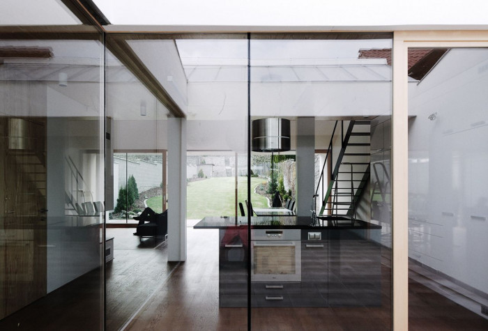 gutgut, DEV / Rodinný dom na Devíne – foto