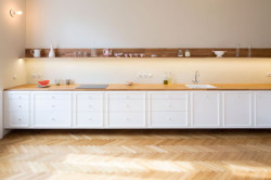 No Architects, Byt na nábřeží – foto