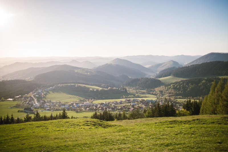 2021 architekti, LABAK, Lávka a prístrešok na Straníku – foto