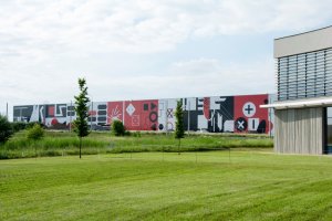 Polep industriální developerské skladištní haly CTPark Plzeň, Kristina Fišerová.