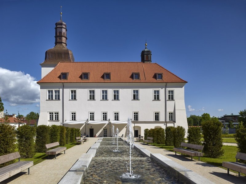 Rekonstrukce arcibiskupského zámku a zahrad na hotel, SHA Šafer Hájek architekti