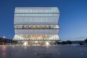 Teatro del Biobío v Concepciónu, autoři: Smiljan Radić, Eduardo Castillo and Gabriela Medrano, 2011–2018