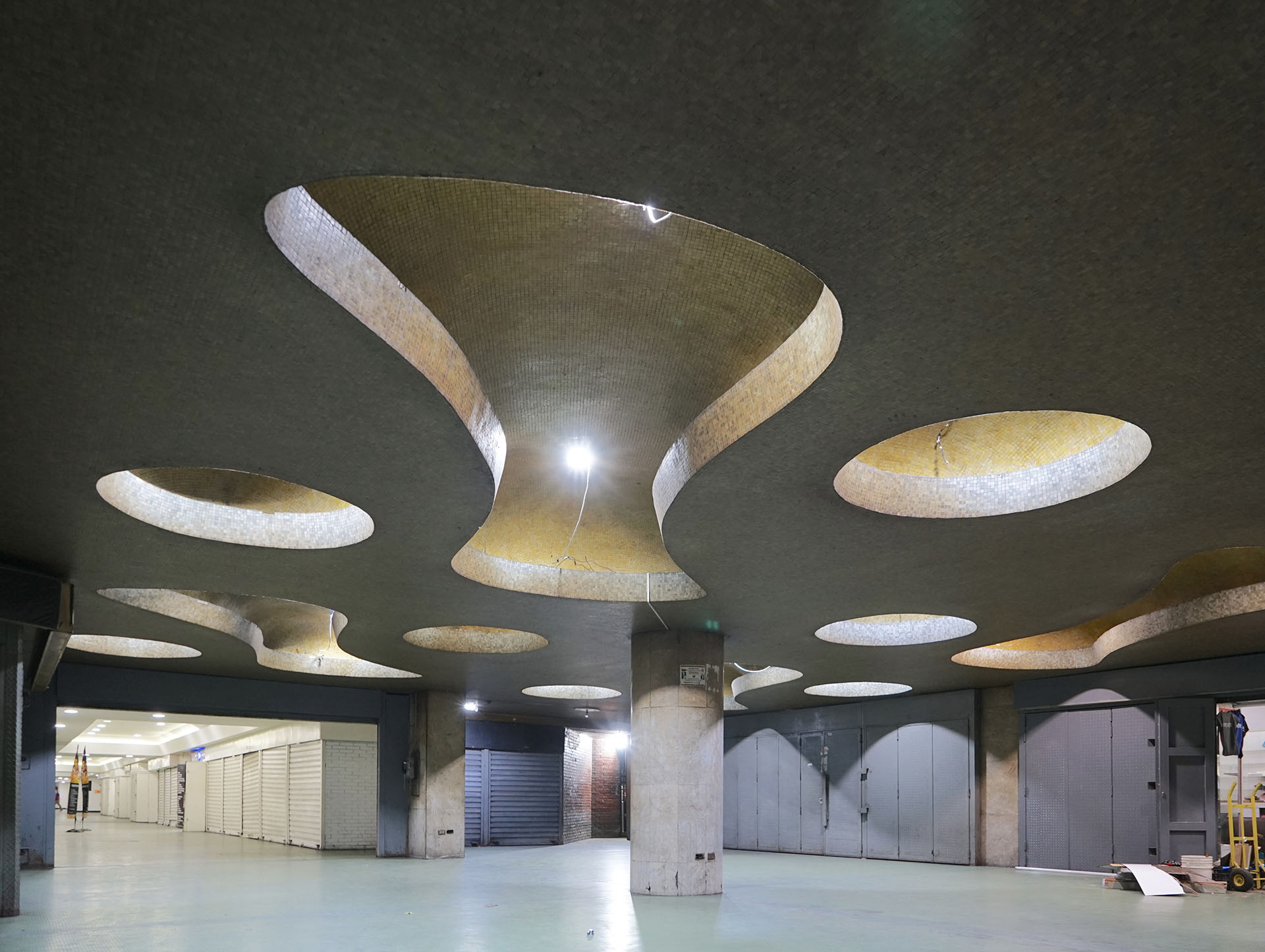 Od 9. března do 4. června 2025 je možné navštívit výstavu Caracas: Zapomenutá metropole modernismu ve Winternitzově vile.